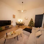 L'elegance - Cosy & Chill *