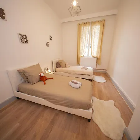 L'elegance - Cozy & Parking Daire
