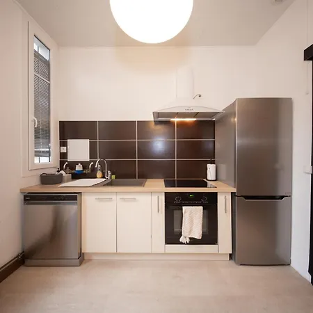 L'elegance - Cozy & Parking 아파트 Chambéry